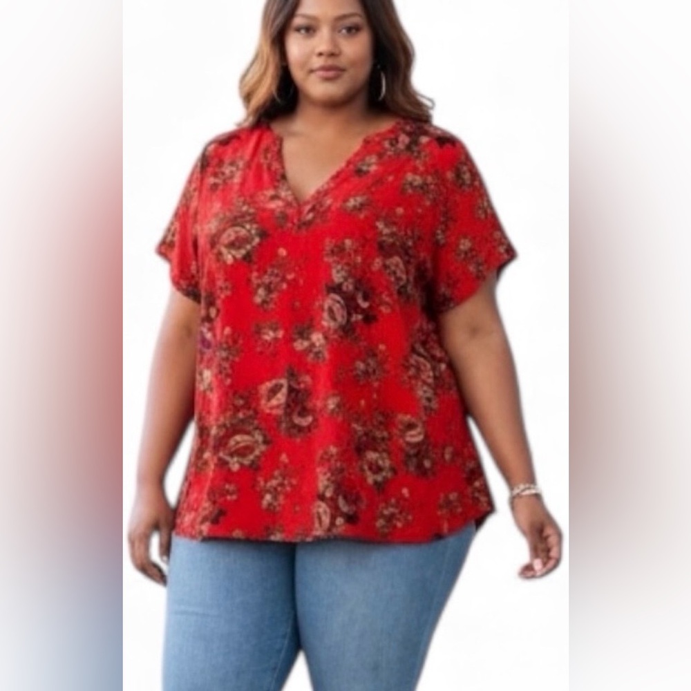 🌹 Torrid 6X Hi-Lo Red Floral Top - Picture 2 of 10